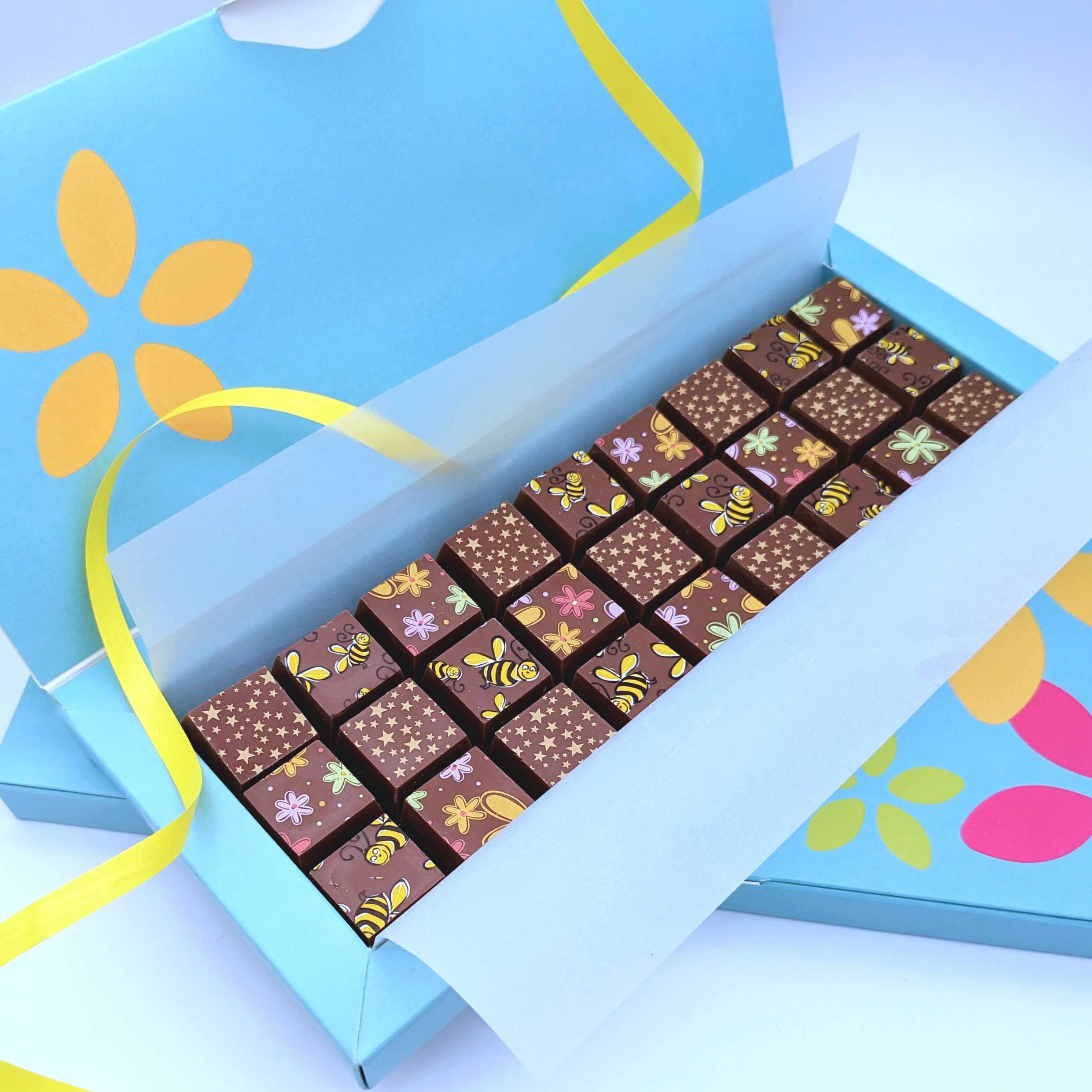 Box of Chocolates With Bees And Flowers Decorations - Image 2